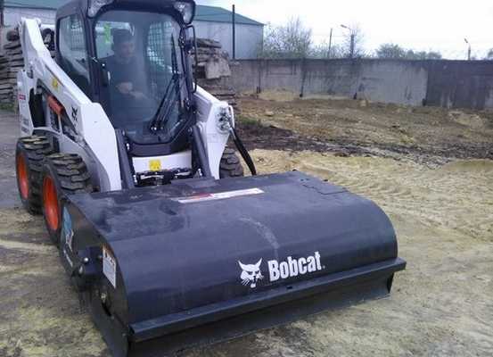 Bobcat ·  S530