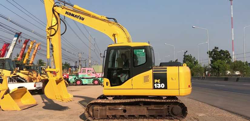 Komatsu · PC130-7