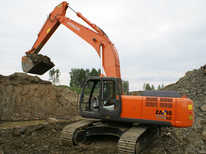 ​Hitachi · ZX 220
