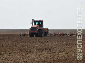 КИРОВЕЦ · К 744 Р3