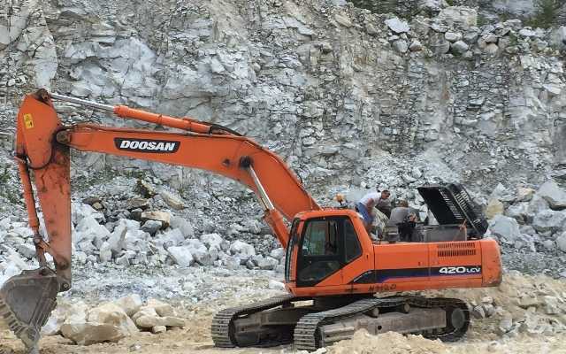 Doosan · Solar 420LC-V