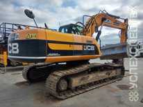 JCB · JS 260