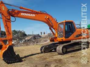 Doosan · Solar 225LC-V 