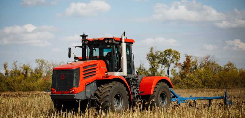 КИРОВЕЦ · К 735