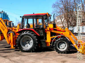 Амкодор · 702