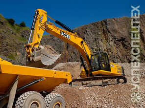 JCB · JS 370