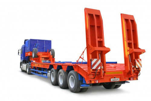Перевозка негабаритных грузов · Грузоподъемность от 20 до 50 тонн, длина платформы от 16 до 26 м.