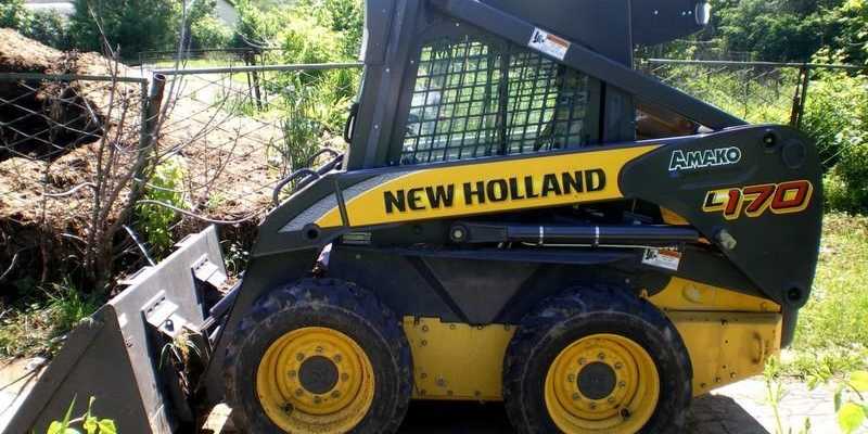 New Holland · LS170