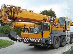Liebherr  · ltm 1050