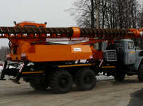 Урал 4320 · БМ-811бурильно-сваебойной машины БМ-811