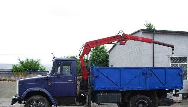 Зил · Hiab 022Т-2