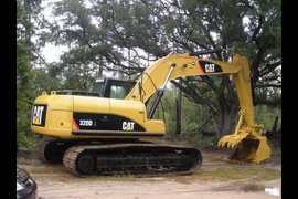 CAT · 320D