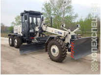 Автогрейдер · Формирует откосы с углом в 90 град