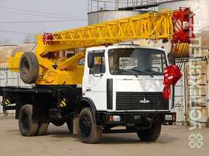 Маз · КС 35715