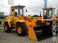 New Holland ·  LB 115B