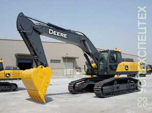 John Deere ·  E240 LC