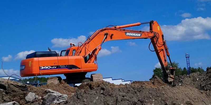 Doosan · Solar 340LC-V 